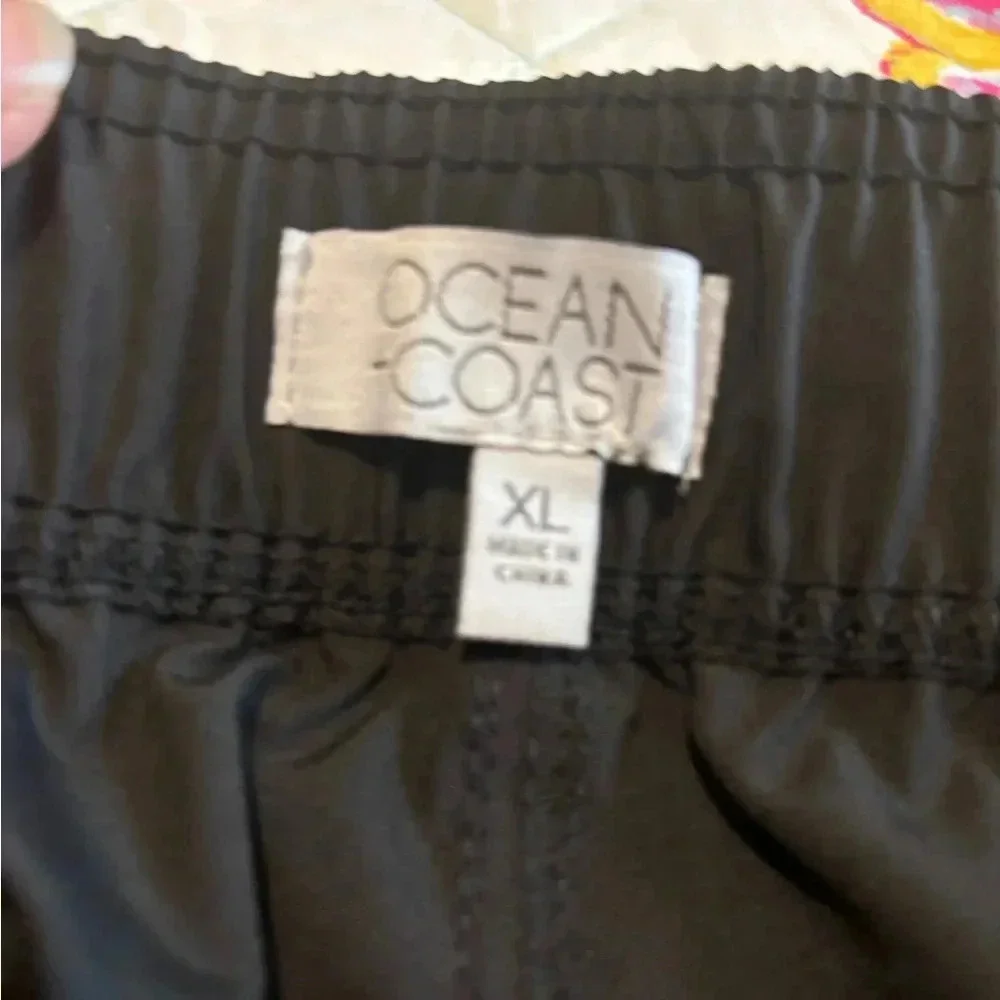 NWT Ocean coast black swim trunks XL belk